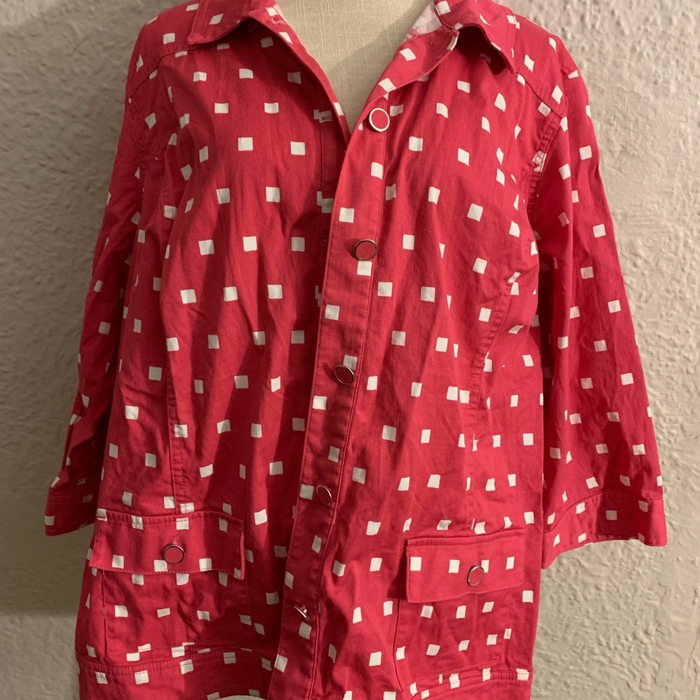 Women’s CJ Banks hot pink button down jacket